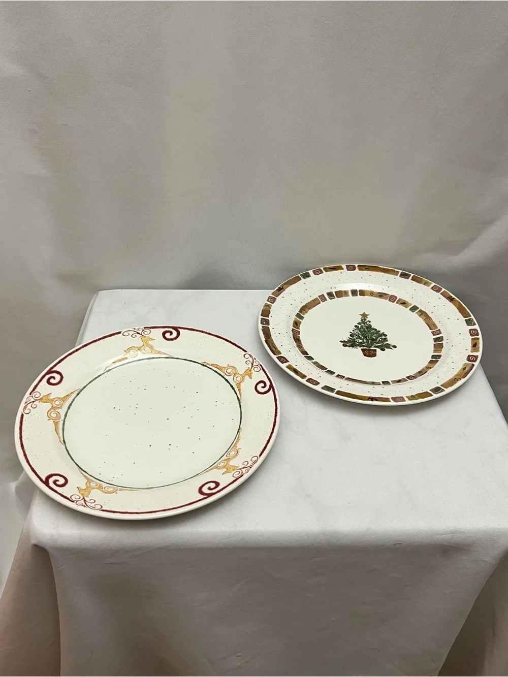 Pier 1 Rustic Reindeer Christmas Dinner Plates Set of 2 Holiday 10.5”